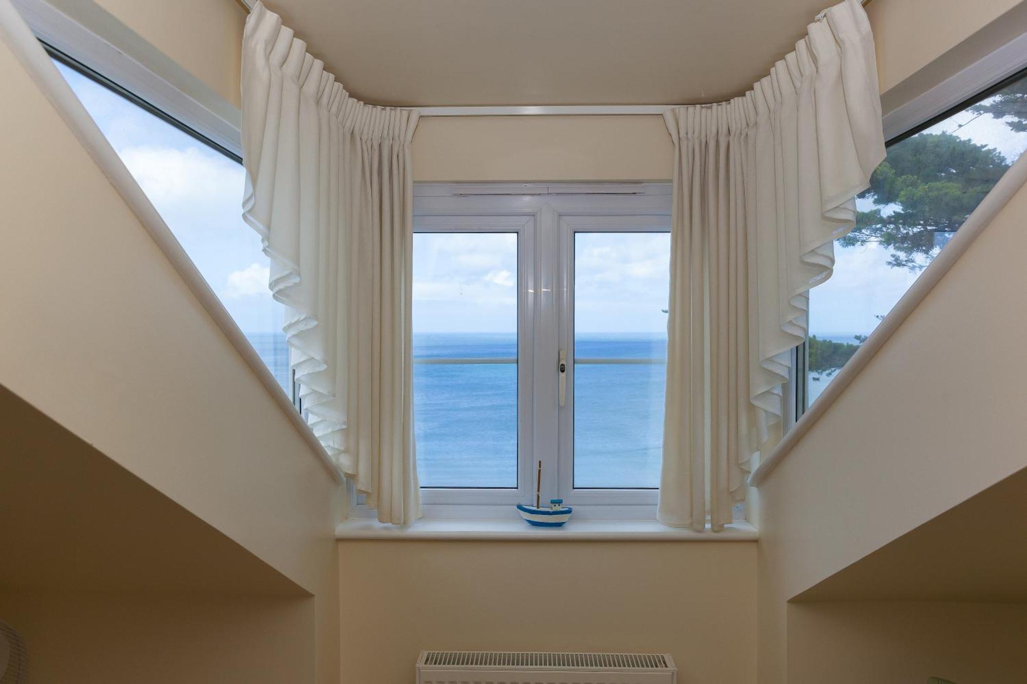 Ocean Gem Apartment Carbis Bay Exterior photo